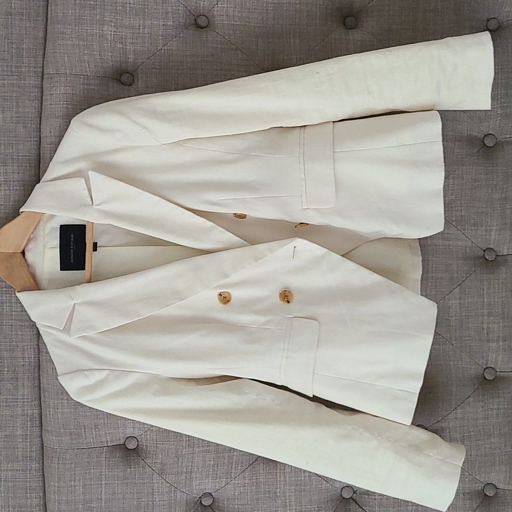 Banana Republic Linen Blazer - Brand new